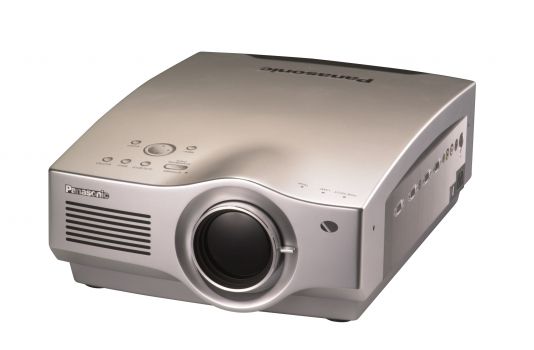 Bild Panasonic PT L750E/U